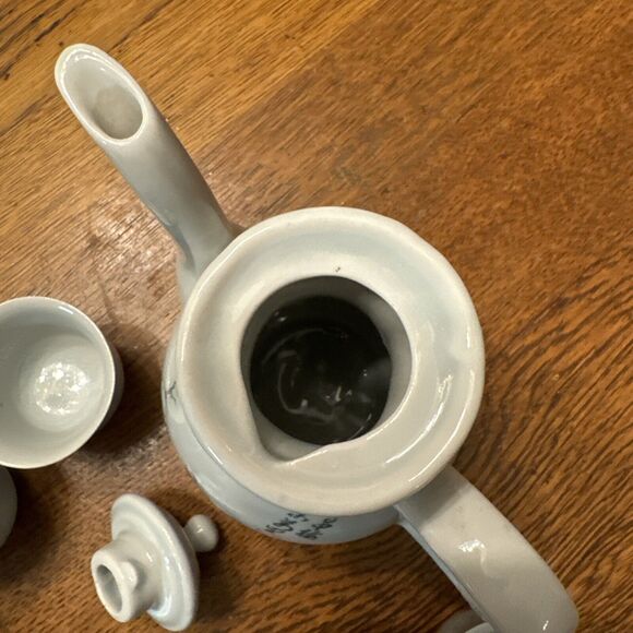 Asian Sage Green Long Neck Saki Teapot & 6 Cups Dogwood Branch Japanese Vintage - Picture 6 of 9